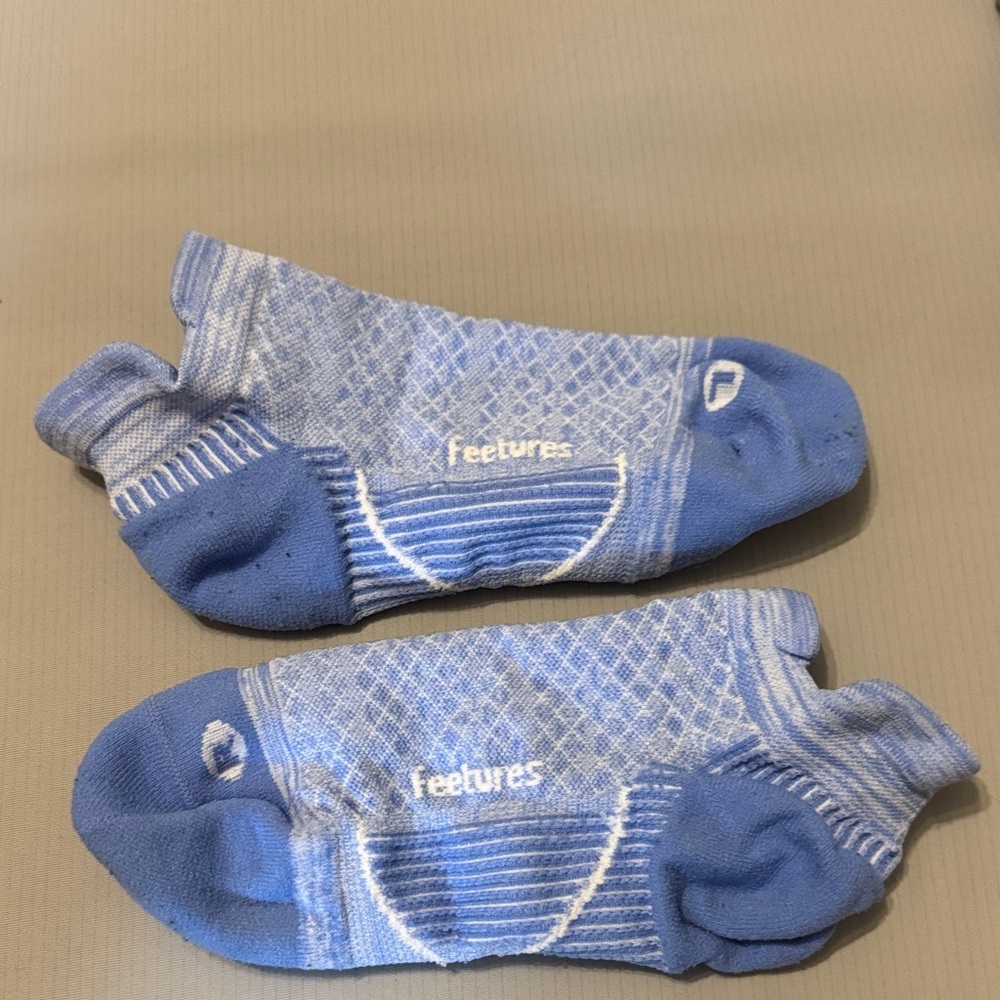 Feetures Plantar Fasciitis socks